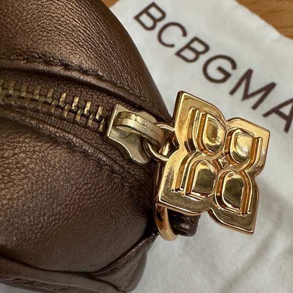 NWOT BCBG Bronze Quilted Mini Bag Evening Bag Gold Chain - Picture 3 of 10